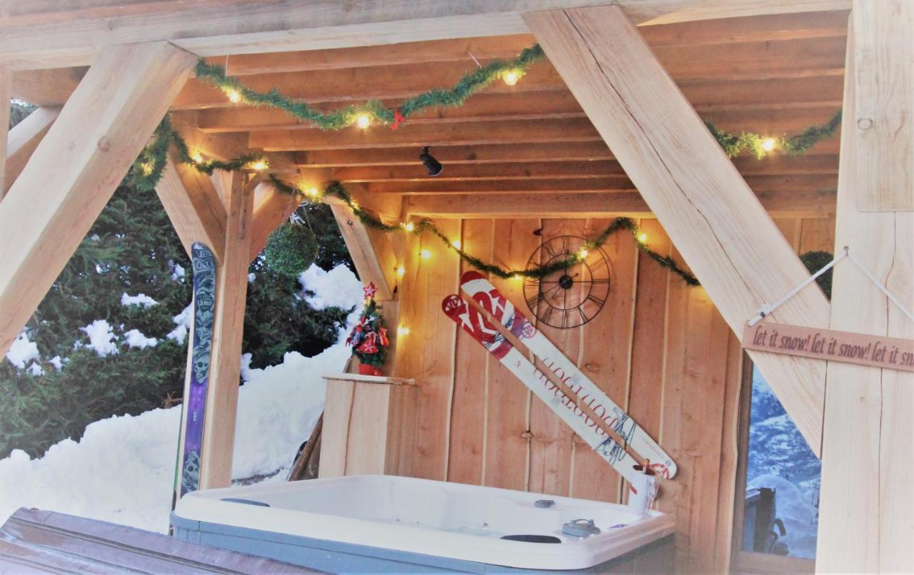Chalet Miravidi, Montchavin-La Plagne, Jacuzzi & Sauna Bagian luar foto
