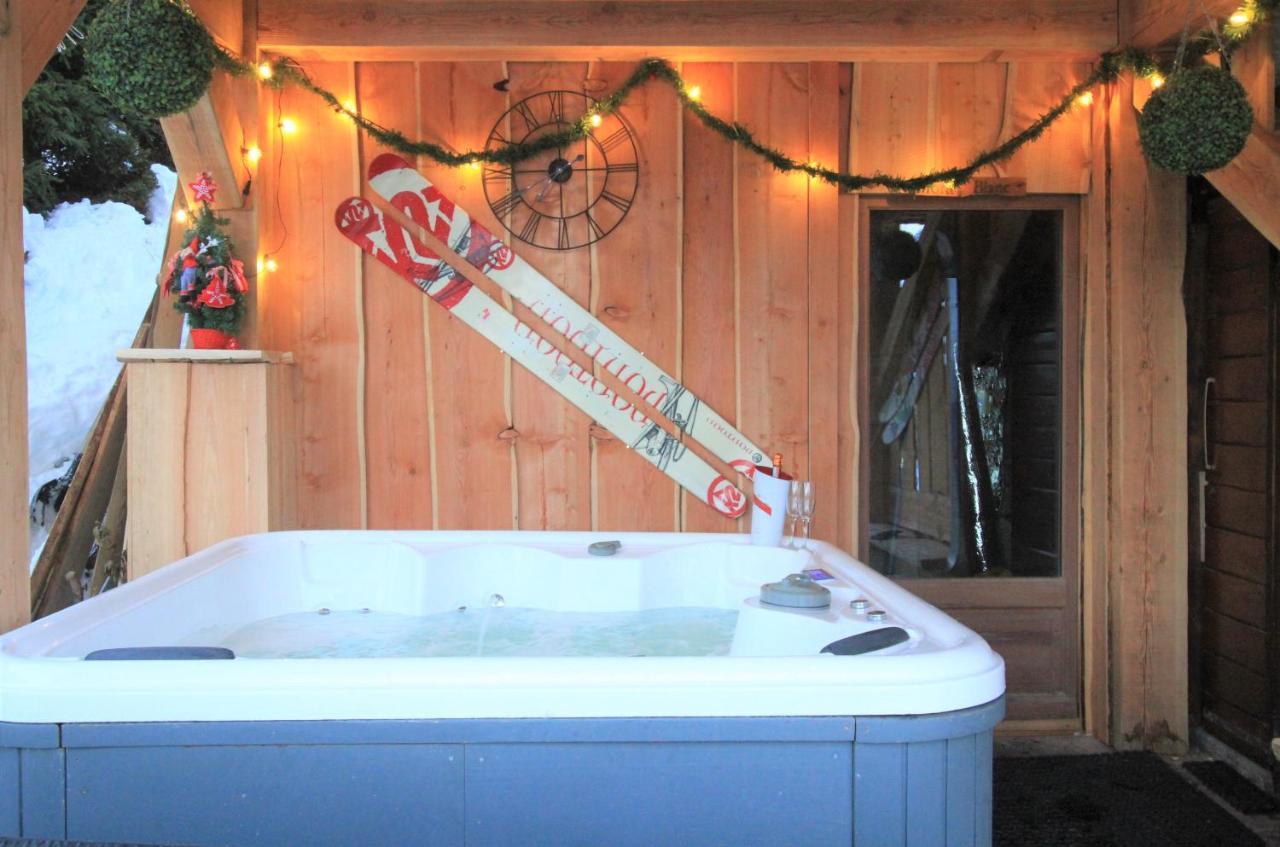 Chalet Miravidi, Montchavin-La Plagne, Jacuzzi & Sauna Bagian luar foto